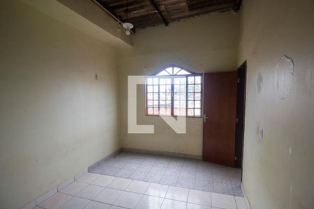 Casa para alugar com 4 quartos, 120m² em Qnp 22, Brasília