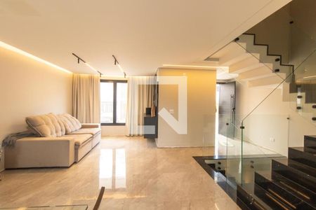 Sala de casa de condomínio à venda com 2 quartos, 215m² em Pinheirinho, Curitiba