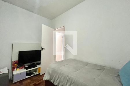 Quarto 3 de casa para alugar com 3 quartos, 286m² em Jardim Itacolomi, São Paulo