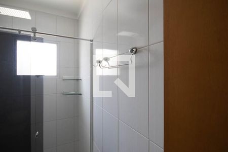 Banheiro 2 de casa à venda com 3 quartos, 111m² em Vila Constança, São Paulo