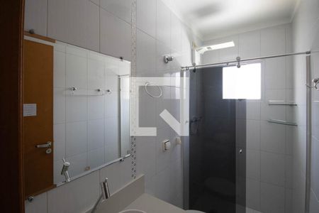 Banheiro 2 de casa à venda com 3 quartos, 111m² em Vila Constança, São Paulo