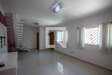 Sala  de casa à venda com 3 quartos, 111m² em Vila Constança, São Paulo