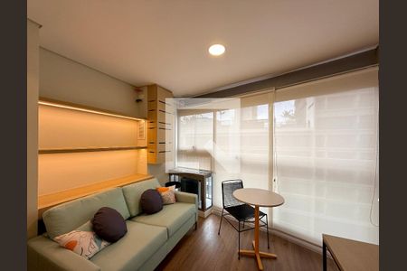 Sala de kitnet/studio para alugar com 1 quarto, 32m² em Itaim Bibi, São Paulo