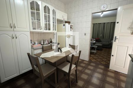 Cozinha de casa para alugar com 5 quartos, 164m² em Vila Linda, Santo André