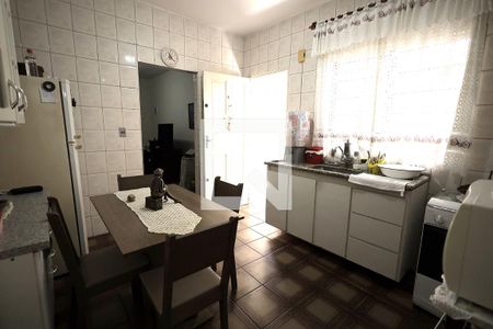 Cozinha de casa para alugar com 5 quartos, 164m² em Vila Linda, Santo André