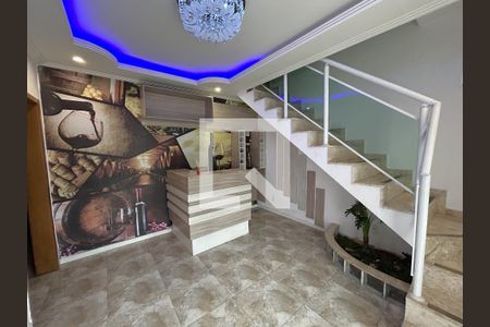 Sala 2 de casa para alugar com 4 quartos, 266m² em Bento Ribeiro, Rio de Janeiro