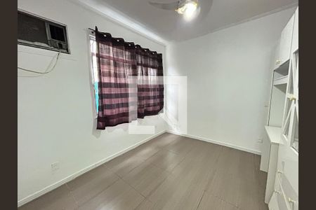 Quarto 1 de casa para alugar com 4 quartos, 266m² em Bento Ribeiro, Rio de Janeiro