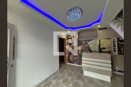 Sala 2 de casa para alugar com 4 quartos, 266m² em Bento Ribeiro, Rio de Janeiro