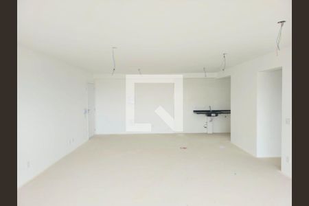 Sala e cozinha integrada com varanda gourmet de apartamento à venda com 2 quartos, 83m² em Jardim Flor da Montanha, Guarulhos