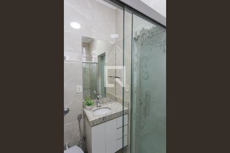 Banheiro da Suíte de casa à venda com 4 quartos, 175m² em Concórdia, Belo Horizonte