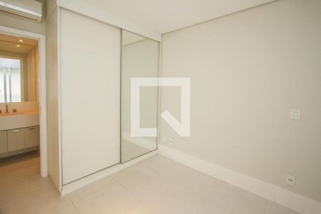 Apartamento para alugar com 1 quarto, 141m² em Campo Belo, São Paulo