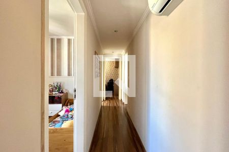 Corredor de apartamento à venda com 3 quartos, 160m² em Vila da Saúde, São Paulo