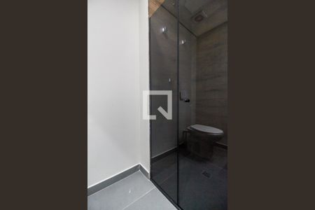 Banheiro de apartamento para alugar com 1 quarto, 26m² em Bethaville I, Barueri