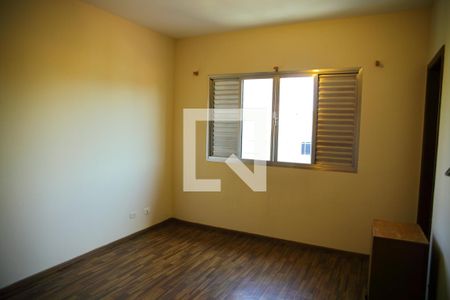 Suíte  de casa para alugar com 4 quartos, 280m² em Jardim do Mar, São Bernardo do Campo