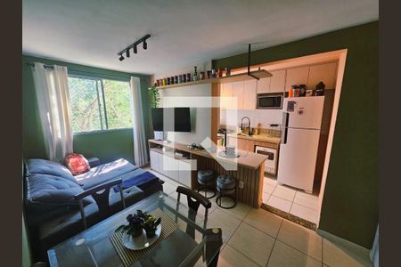 Sala de apartamento para alugar com 2 quartos, 54m² em Jardim California, Jacareí