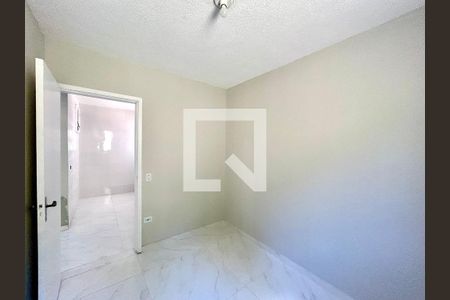 Quarto 2 de apartamento para alugar com 2 quartos, 44m² em Jardim Nova Cidade, Guarulhos