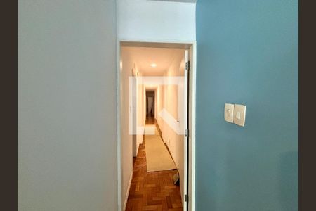 Corredor de apartamento para alugar com 3 quartos, 130m² em Copacabana, Rio de Janeiro
