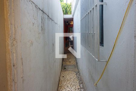 Corredor de casa à venda com 2 quartos, 120m² em Jurubatuba, São Paulo