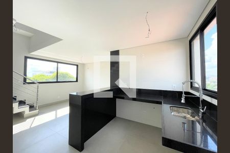 Cozinha de apartamento à venda com 4 quartos, 144m² em Planalto, Belo Horizonte