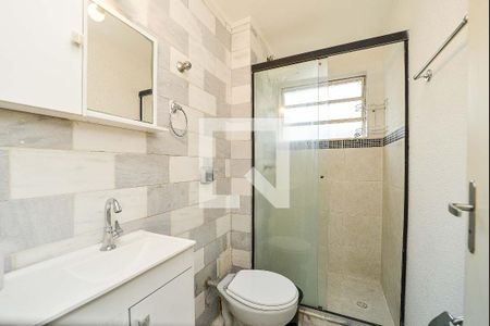 Banheiro de apartamento para alugar com 1 quarto, 55m² em Higienópolis, Porto Alegre