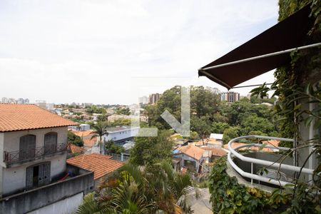 Varanda  de casa à venda com 10 quartos, 800m² em Vila Morse, São Paulo