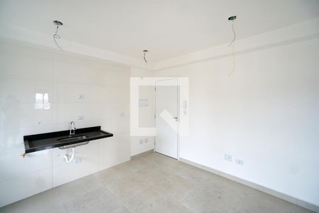 Sala e cozinha de apartamento à venda com 2 quartos, 40m² em Vila Carrão, São Paulo