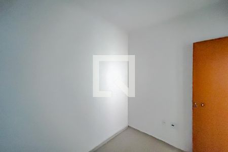 Quarto 1 de apartamento para alugar com 2 quartos, 45m² em Vila Carrão, São Paulo