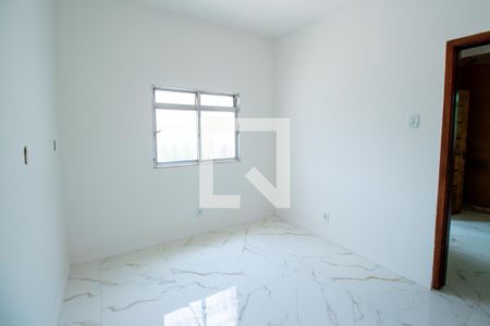 Casa à venda com 4 quartos, 220m² em Rocha Miranda, Rio de Janeiro