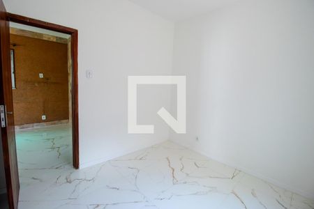 Casa à venda com 4 quartos, 220m² em Rocha Miranda, Rio de Janeiro