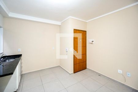 Sala e cozinha de apartamento à venda com 2 quartos, 45m² em Vila Carrão, São Paulo