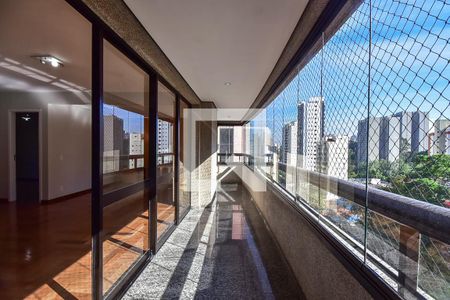 Varanda de apartamento para alugar com 3 quartos, 176m² em Vila Andrade, São Paulo