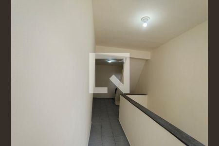 Corredor / Circulação de casa para alugar com 2 quartos, 80m² em Taquara, Rio de Janeiro