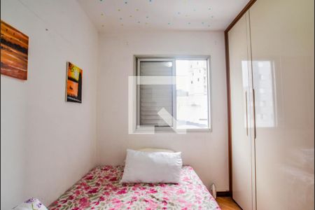 Quarto 2 de apartamento para alugar com 2 quartos, 55m² em Parque das Nações, Santo André