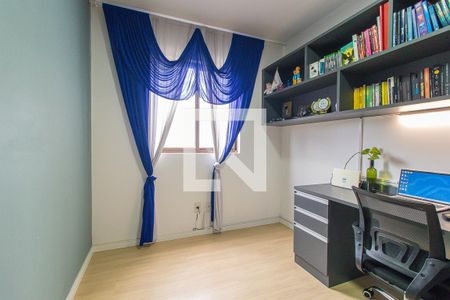 Quarto 1 de apartamento para alugar com 2 quartos, 55m² em Santo Antônio, São José dos Pinhais