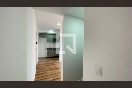 Corredor de apartamento para alugar com 2 quartos, 43m² em Santo Cristo, Rio de Janeiro