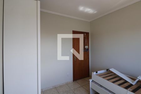 Quarto 1 de casa para alugar com 3 quartos, 87m² em Rio Branco, Canoas
