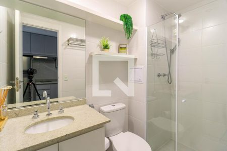 Banheiro de kitnet/studio à venda com 1 quarto, 24m² em Jardim das Acacias, São Paulo