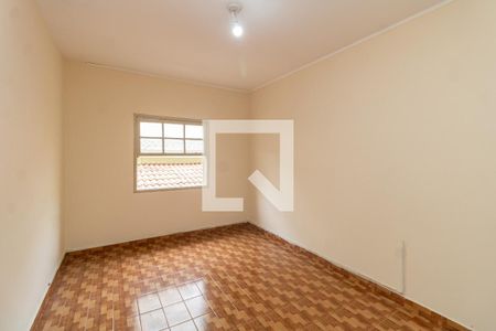 Quarto 1 de casa para alugar com 3 quartos, 145m² em Vila Nivi, São Paulo