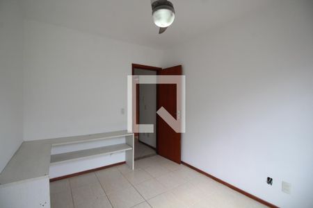 Quarto 2 de casa de condomínio para alugar com 4 quartos, 180m² em Gardênia Azul, Rio de Janeiro