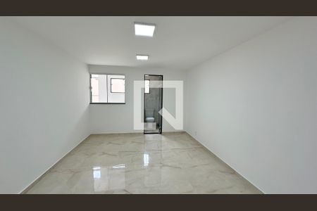 Quarto 1 de casa de condomínio para alugar com 5 quartos, 300m² em Recreio dos Bandeirantes, Rio de Janeiro
