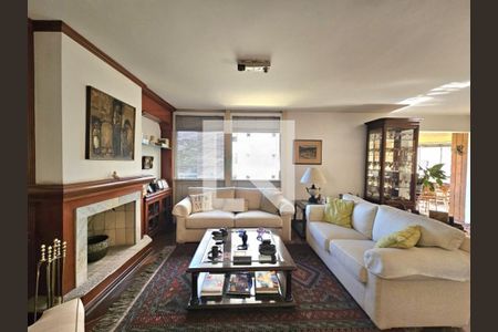 Apartamento à venda com 3 quartos, 155m² em Jardim Europa, São Paulo