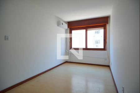 Quarto 2 de apartamento para alugar com 2 quartos, 54m² em Jardim Lindóia, Porto Alegre