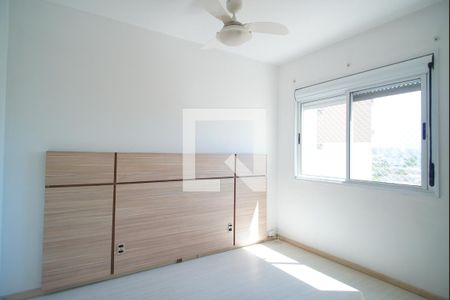 Suíte de apartamento para alugar com 2 quartos, 70m² em Vila Ipiranga, Porto Alegre