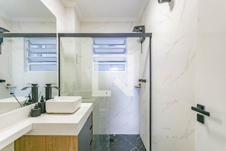 Banheiro de apartamento à venda com 1 quarto, 37m² em Aclimação, São Paulo