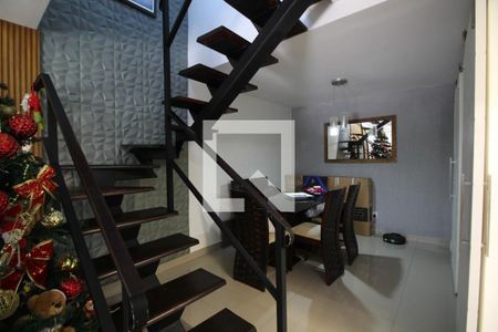 Sala de casa de condomínio à venda com 3 quartos, 160m² em Pechincha, Rio de Janeiro