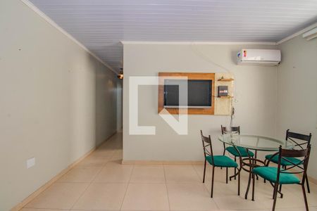 Sala de apartamento à venda com 2 quartos, 57m² em Petrópolis, Porto Alegre