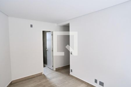 Suíte de apartamento para alugar com 2 quartos, 60m² em Lourdes, Belo Horizonte