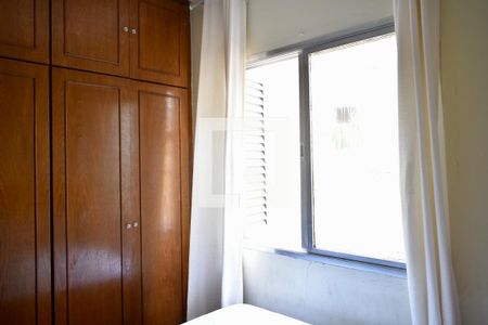Quarto 2 de apartamento para alugar com 2 quartos, 68m² em Vila Clementino, São Paulo