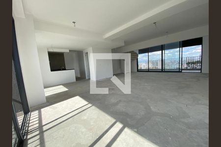Apartamento à venda com 4 quartos, 205m² em Jardim Vera Cruz, São Paulo