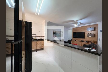 Cozinha de apartamento para alugar com 3 quartos, 150m² em Vila Valparaíso, Santo André
